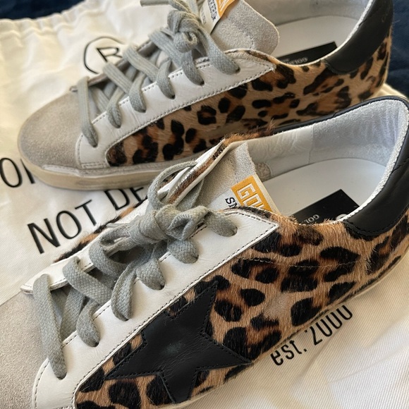 GOLDEN GOOSE SIZE 35 - WORN 1X - LIKE NEW - Picture 4 of 5